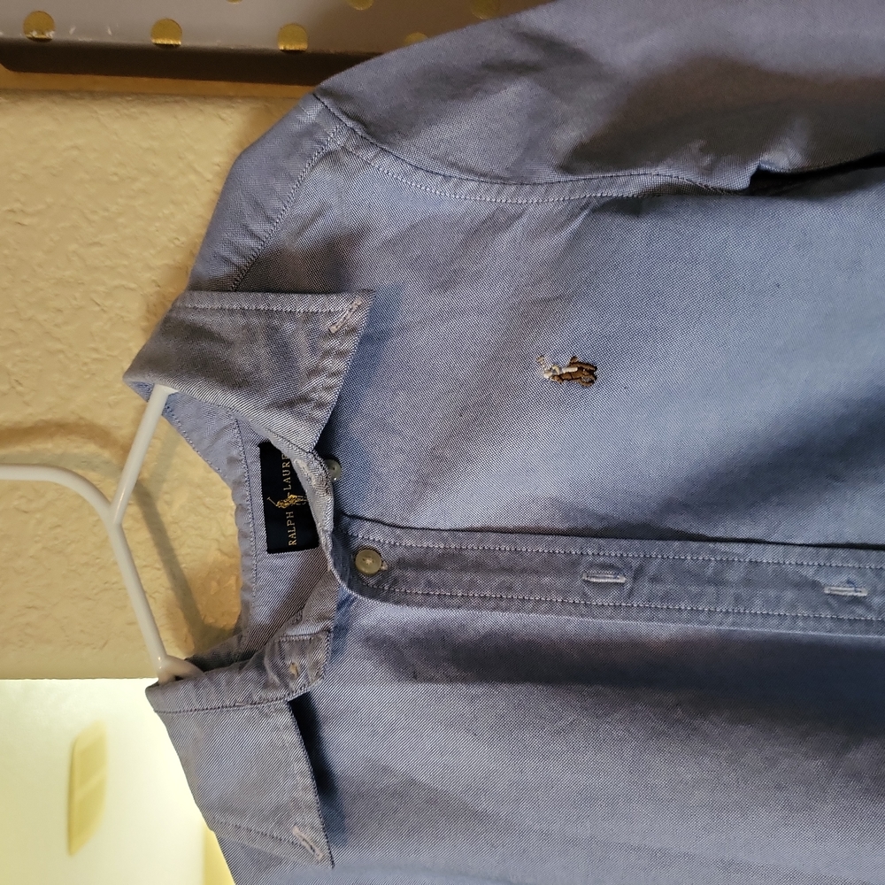 Used Ralph Lauren Button Down Perfect Condition - Picture 2 of 3